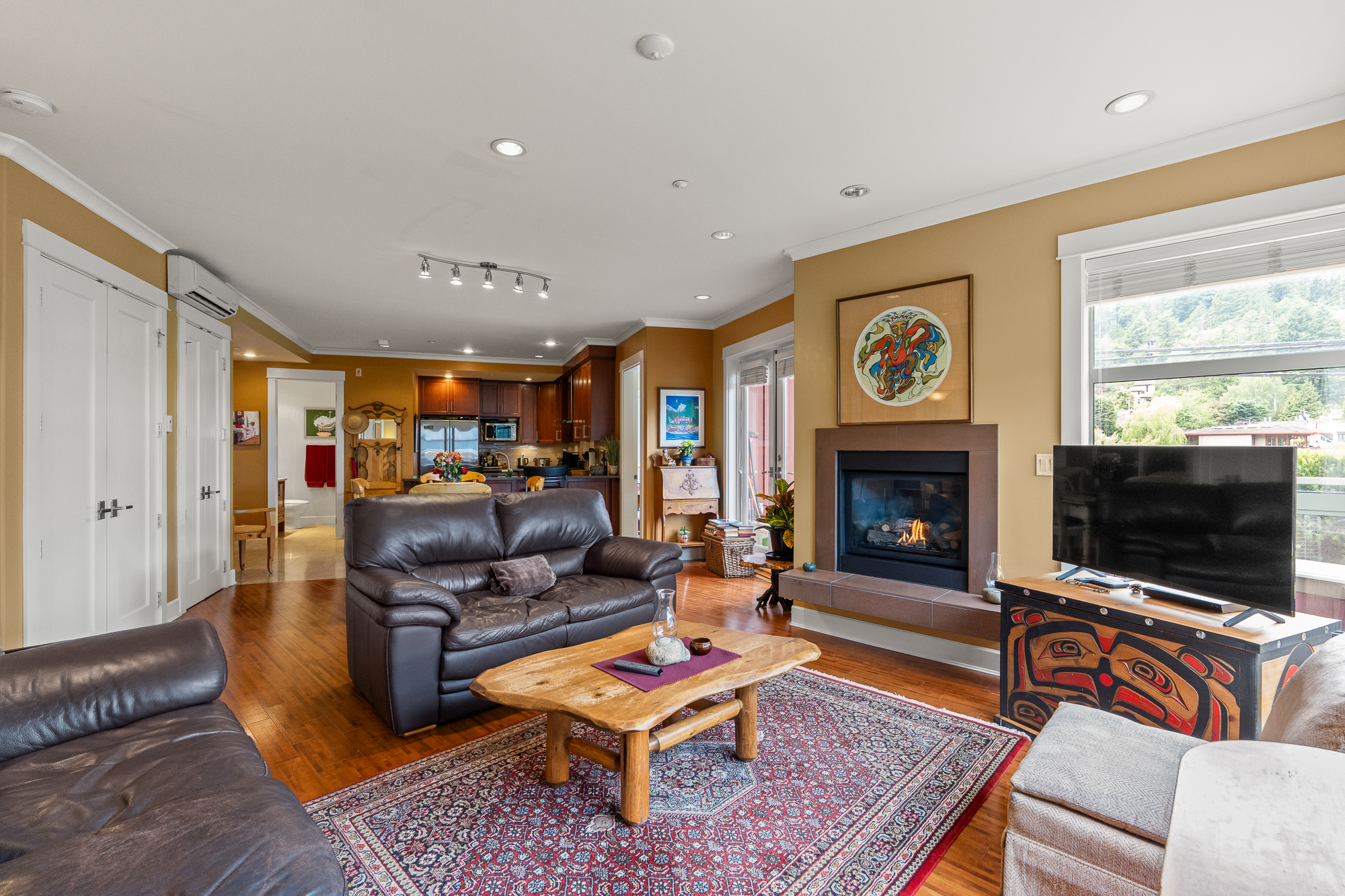 #205 - 6688 Royal Avenue